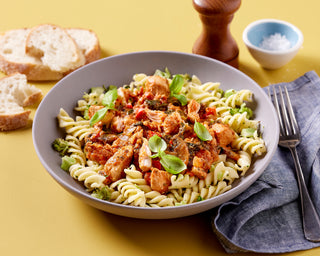 Tuscan Chicken with Broccoli & Pasta