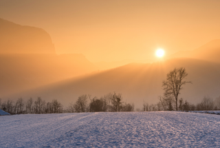 The Health Benefits Of Vitamin D & How We Can Be Sun Safe