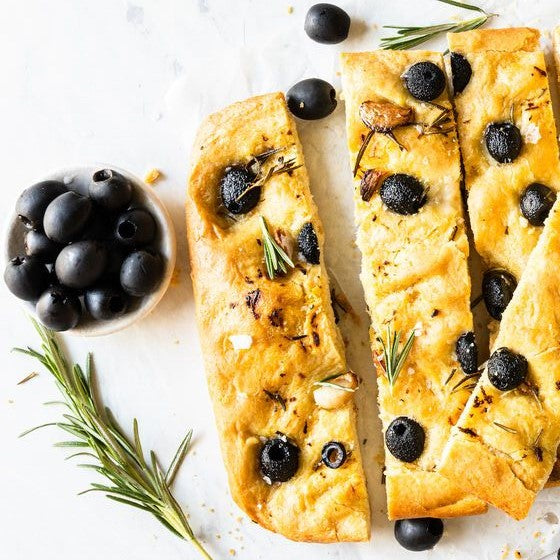 Recipe: Garlic, Olive & Roasemary Focaccia