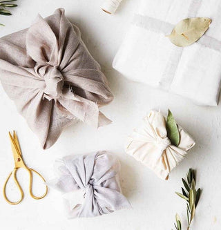 Haven't done your Christmas shopping? Heres 9 Eco-Friendly Christmas Gift and Wrapping Ideas!!