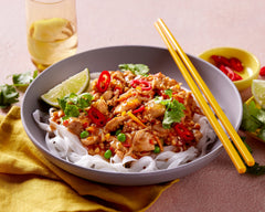 Chicken Pad Thai in High Protein Bundle