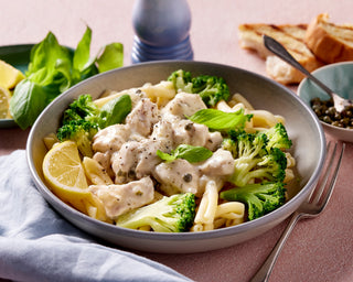 Creamy Lemon Chicken with Broccoli & Pasta