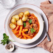 Slow-Cooked Lamb with Roast Potatoes & Honey Garlic Butter Carrots | Low Carb | Low Gluten